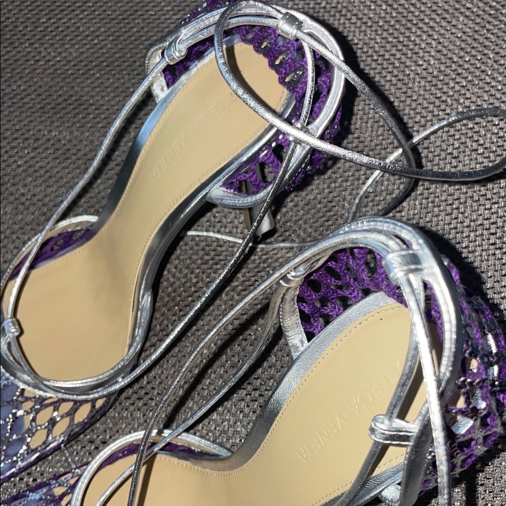 Authentic Bottega Veneta Heels!! - Picture 12 of 16